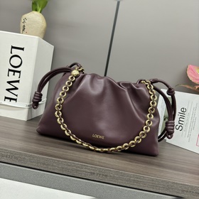 Кошелек Loewe Flamenco из мягкой кожи