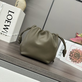 Loewe  Мини-сумка Flamenco из мягкой 