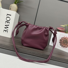 Loewe  Мини-сумочка Flamenco из мягко
