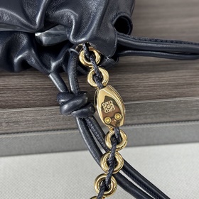 Кошелек Loewe Flamenco из мягкой кожи 