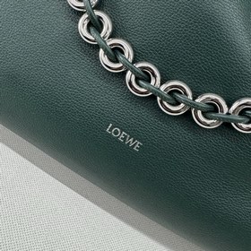 Новая модель Loewe — большая сумка Fla