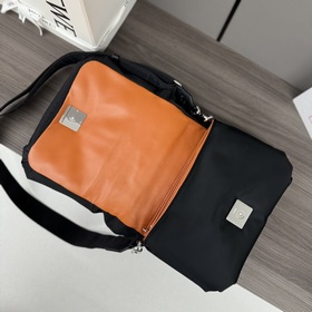 Новая сумка Loewe Puffer Goya из нейло