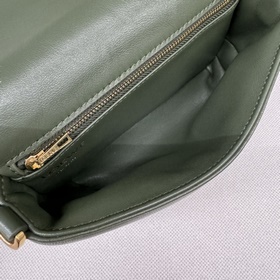 Сумка Loewe Puffer Goya из блестящей к