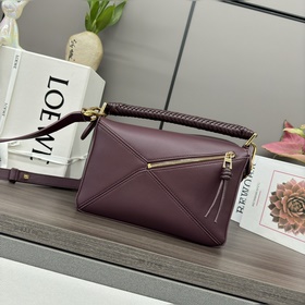Loewe  Новая роскошная плетеная сумка