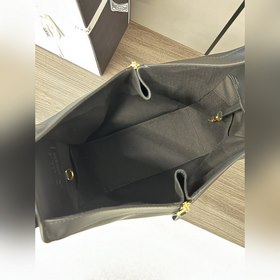 Новая коллекция Loewe в сотрудничестве
