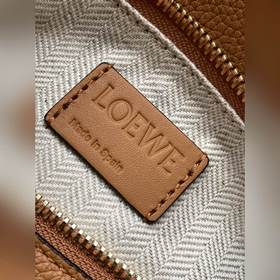 Loewe Популярная сумка Puzzle Bag (ср