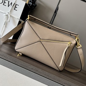 Loewe Сумка Puzzle среднего размера и