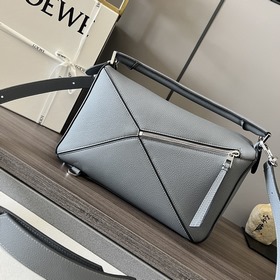 Loewe Сумка Puzzle среднего размера и