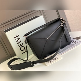 Loewe Популярная сумка Puzzle Bag (ср
