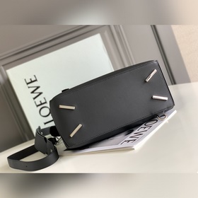 Loewe Популярная сумка Puzzle Bag (ср