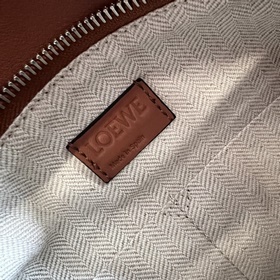 Loewe (новая версия) Сумка Puzzle сред