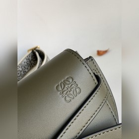 Loewe Новая сумка MiNi Gate Loewe 