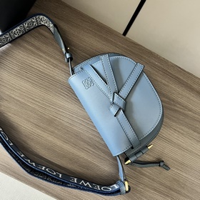 Loewe Gate Dual в новом цвете (агатовы