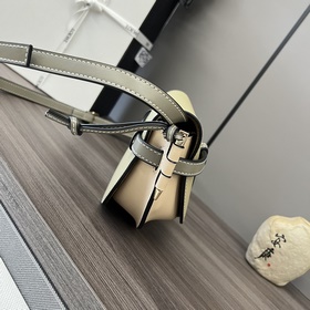 Новая версия Loewe Gate Dual имеет ту 