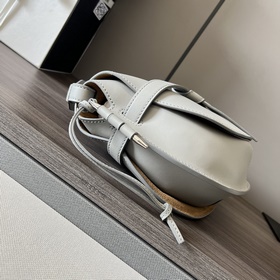 Сумка Loewe Gate малого размера в ново