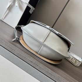 Сумка Loewe Gate малого размера в ново