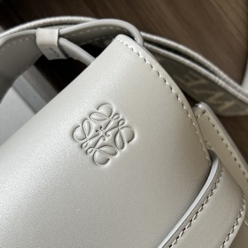 Сумка Loewe Gate малого размера в ново
