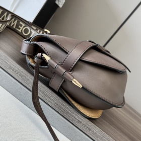 Сумка Loewe Gate малого размера в ново