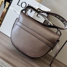 Сумка Loewe Gate малого размера в ново