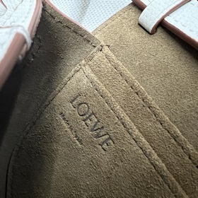 Новая версия сумки Loewe Gate Dual (но