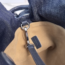 Loewe  Маленькая вышитая сумка-клатч 