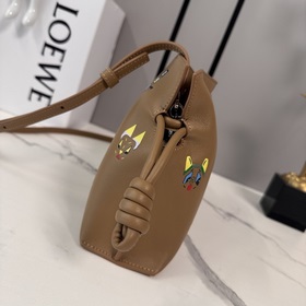 Loewe  2 6 Новая коллекция ранней вес