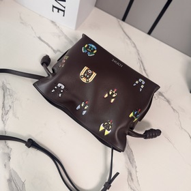 Loewe  2 6 Новая коллекция ранней вес