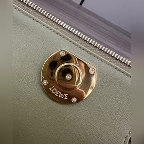 Loewe  Новая модель сумки Madrid из 