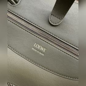 Loewe  Новая модель сумки Madrid из 