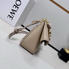 Loewe Ola — это мягкая, легкая и униве