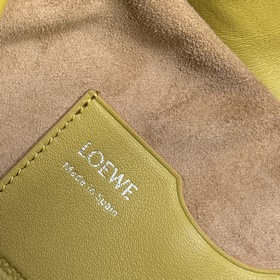 Loewe Ola — это мягкая, легкая и униве