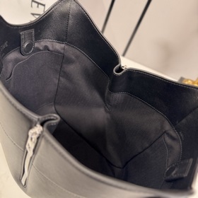 Loewe  Новая модель классической сумк