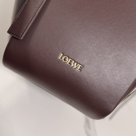 Loewe  Новая модель классической сумк