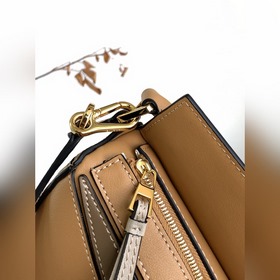 Loewe Хит продаж — мини-сумка Puzzle 