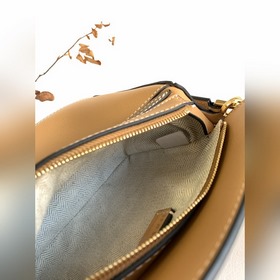 Loewe Хит продаж — мини-сумка Puzzle 