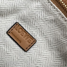 Loewe Хит продаж — мини-сумка Puzzle 