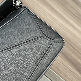 Loewe  Сумка Puzzle из миниатюрной зе