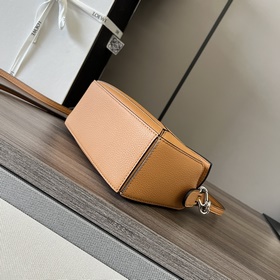 Loewe  Сумка Puzzle из миниатюрной зе