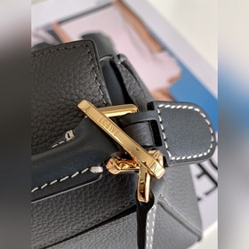 Loewe Хит продаж — мини-сумка Puzzle 