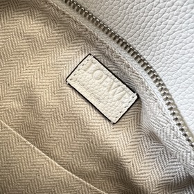 Loewe Сумка Puzzle из зернистой теляч
