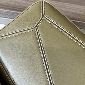 Loewe (новая версия) Сумка Puzzle мало