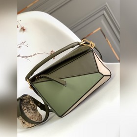 Loewe Популярная модель Puzzle small