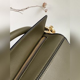 Loewe Популярная модель Puzzle small 
