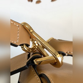 Loewe Популярная модель Puzzle small 