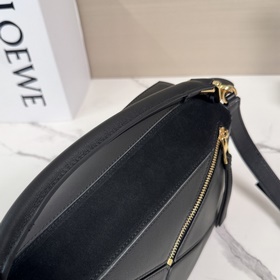 Новая модель Puzzle от Loewe отличаетс