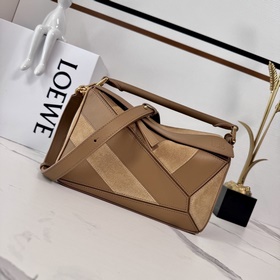 Новая модель Puzzle от Loewe отличаетс