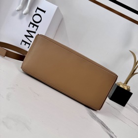 Новая модель Puzzle от Loewe отличаетс