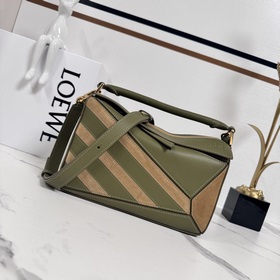 Новая модель Puzzle от Loewe отличаетс