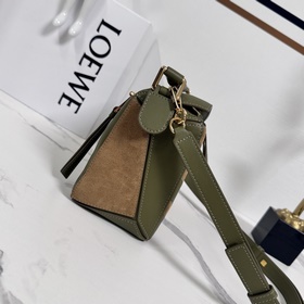 Новая модель Puzzle от Loewe отличаетс