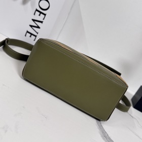 Новая модель Puzzle от Loewe отличаетс